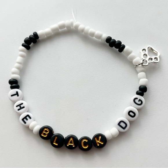 handmade Jewelry - Taylor Swift Eras Tour Friendship Bracelet The Black Dog TTPD w/ Paw Charm